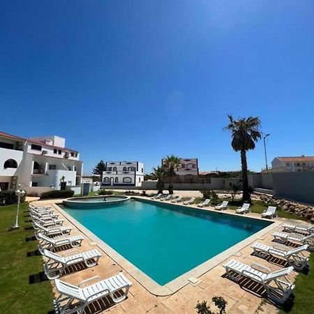 Enjoy Pool, Beach And More At This Nice Apartment Only 3 Minutes From Mareta'S Beach Sagres Eksteriør bilde