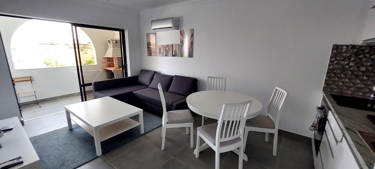 Enjoy Pool, Beach And More At This Nice Apartment Only 3 Minutes From Mareta'S Beach Sagres Eksteriør bilde